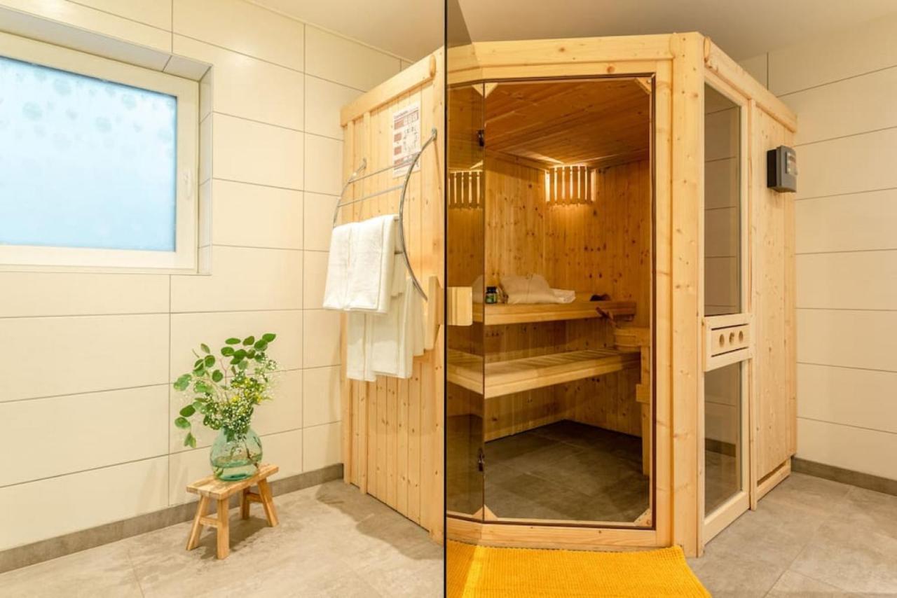 Spacious Home Sauna Hot Tub Pool Patio Bbq Hohenfels-Essingen ภายนอก รูปภาพ